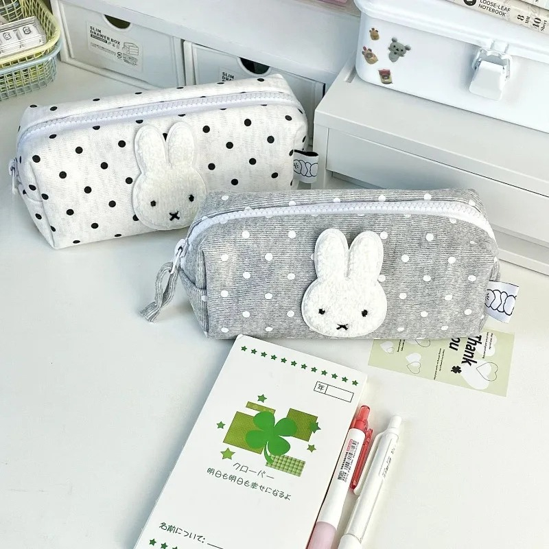 Miffy rabbit cute creative car - Pencil Case Large のレビューと価格