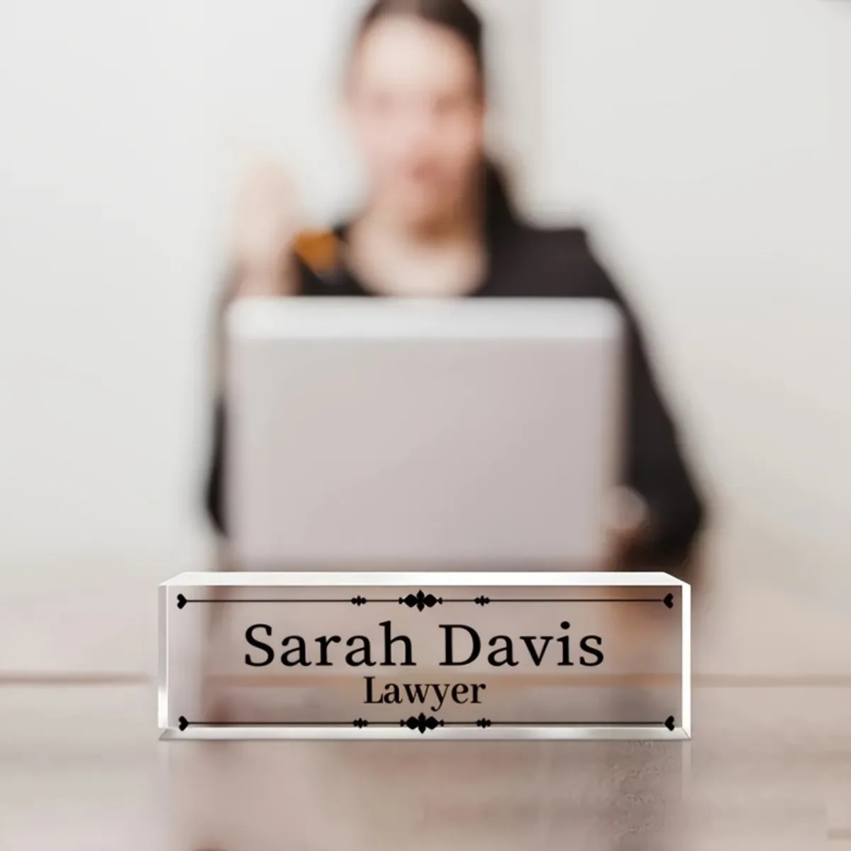 Customized 2D Flat Acrylic Des - Desk Name Plate のレビューと価格
