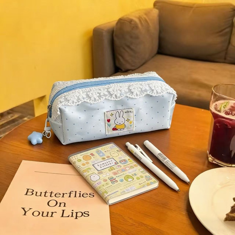 Minimalist Miffy Polka Dot Pen - Pencil Case Large のレビューと価格